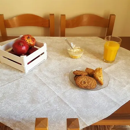 På 60 M² I Acropolis - Koukaki, Med 2 Sovrum Och 1 Badrum