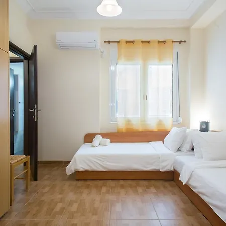 På 60 M² I Acropolis - Koukaki, Med 2 Sovrum Och 1 Badrum Lägenhet *